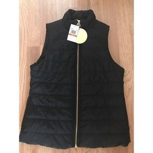 NWT quilted zipper vest